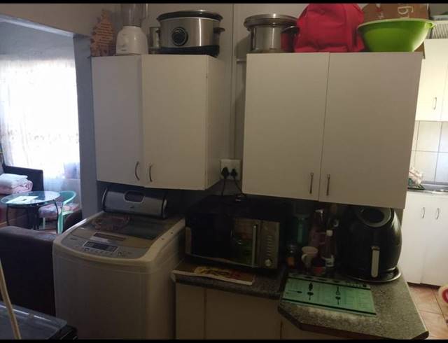 2 BEDROOM PROPERTY TO RENT IN KINGSWOOD